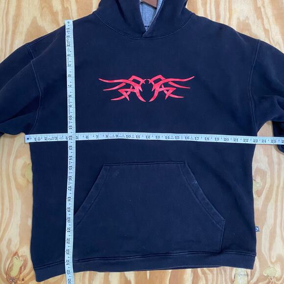 Vintage Outlooks Tribal Spider Hoodie Faded Black and Red Kangaroo Pocket* - Picture 5 of 9